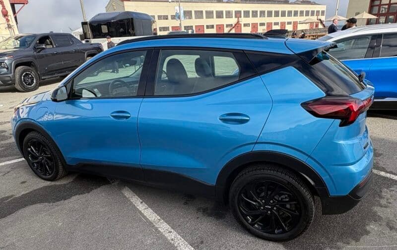 GM Svela Grandi Innovazioni al Evento di Test Drive della Chevy Bolt 2027